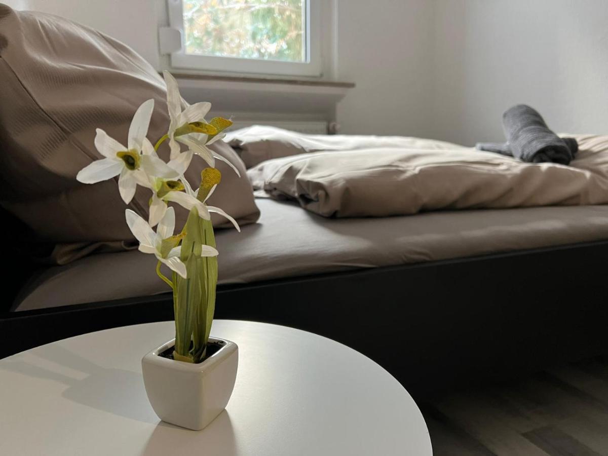 Schoenes Einfaches Zimmer In Oldenburg 109 Apartment Екстериор снимка