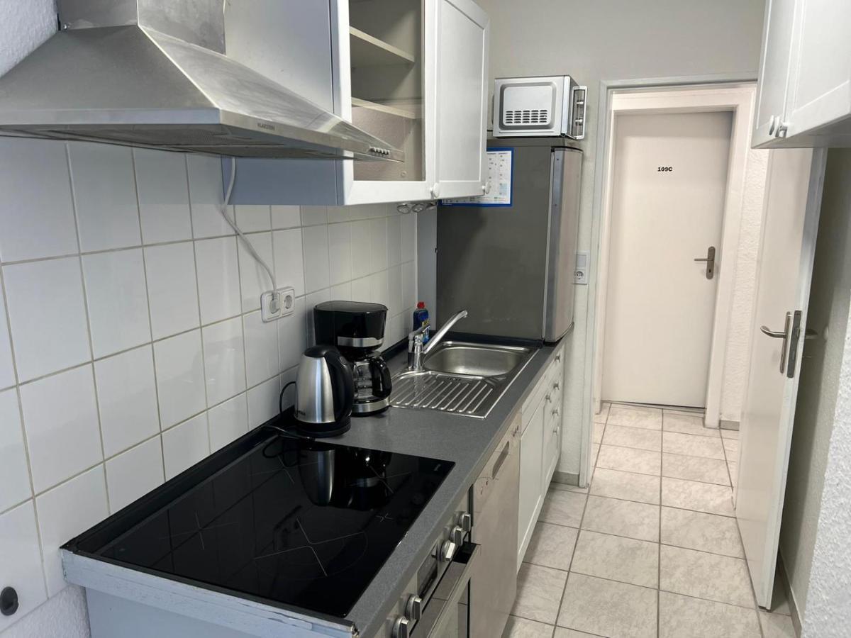 Schoenes Einfaches Zimmer In Oldenburg 109 Apartment Екстериор снимка
